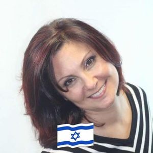 Meet your Posher, Elina